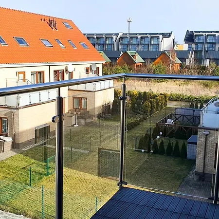 Pod Brzozami Gorna 公寓 尤斯托尼莫斯基